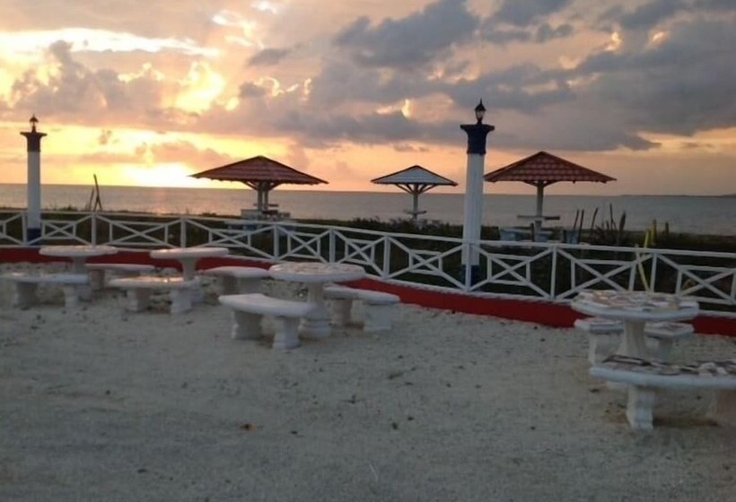 هتل Idlers  Rest Beach