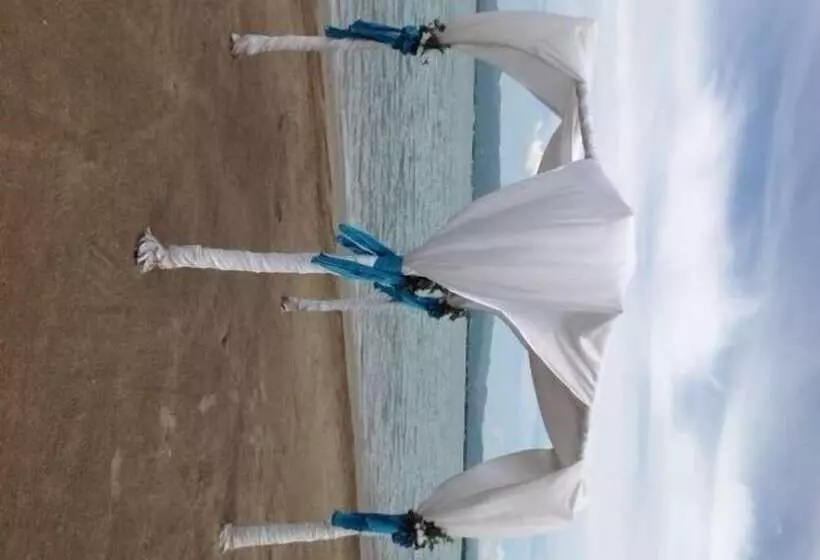 هتل Idlers  Rest Beach