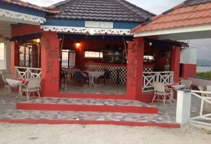 هتل Idlers  Rest Beach