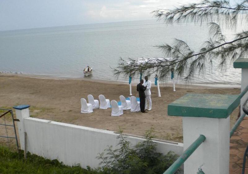 هتل Idlers  Rest Beach