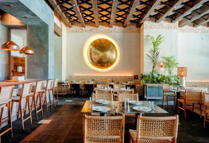 Otel Impression Moxché by Secrets - Adults Only