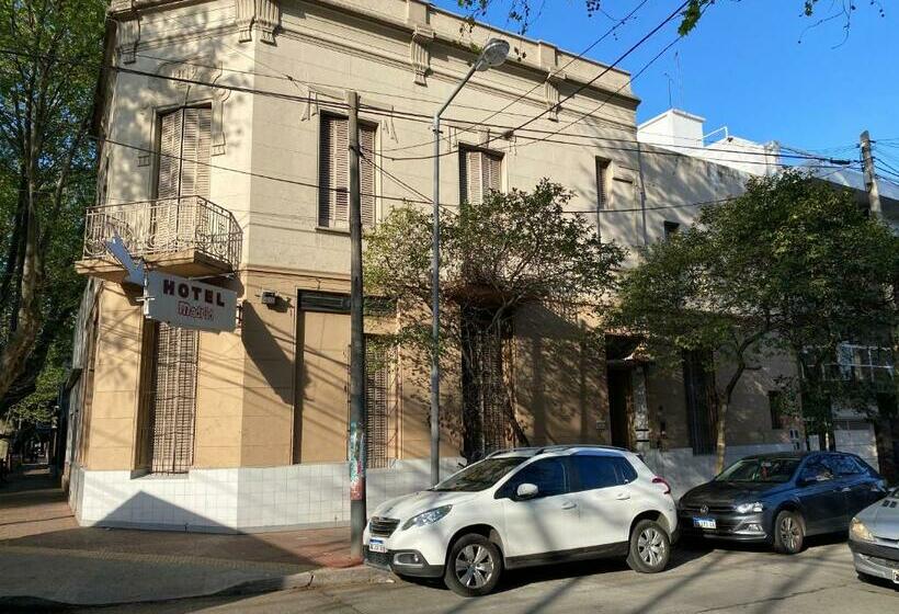 ユースホステル Madrid