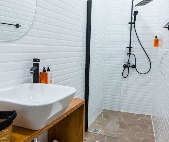 ベッドアンドブレックファースト Avlu Tophane