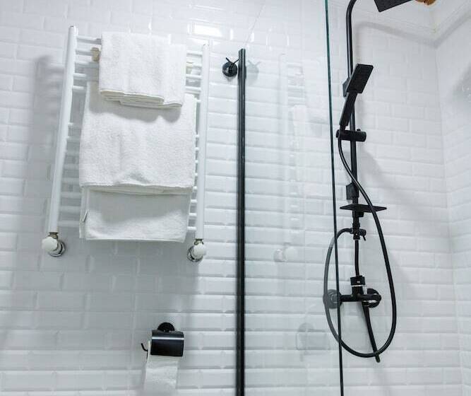 ベッドアンドブレックファースト Avlu Tophane