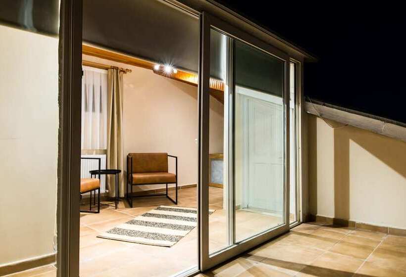 ベッドアンドブレックファースト Avlu Tophane