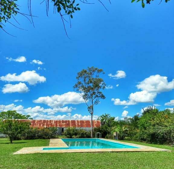 Bed & Breakfast Estancia Turística El Ombú