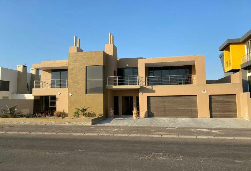 تختخواب و صبحانه Mukulela