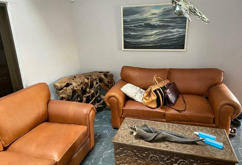 تختخواب و صبحانه Mukulela