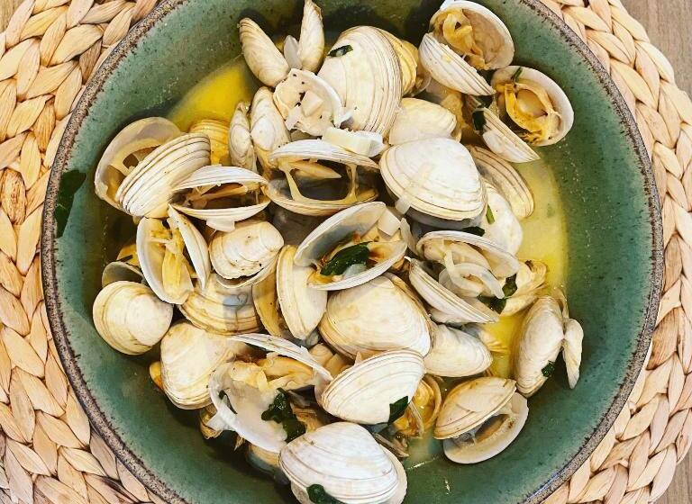 تختخواب و صبحانه Villa D’aurora Country Suites