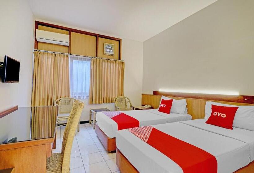 Collection O Hotel Asteria