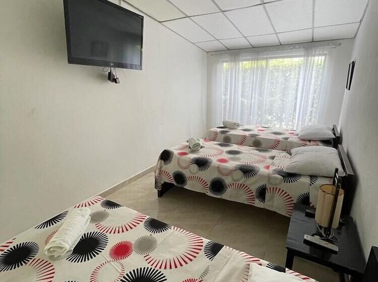 Hotel Cune Club De Villeta