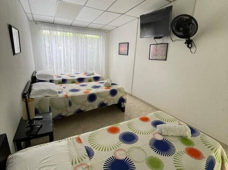 Hotel Cune Club De Villeta