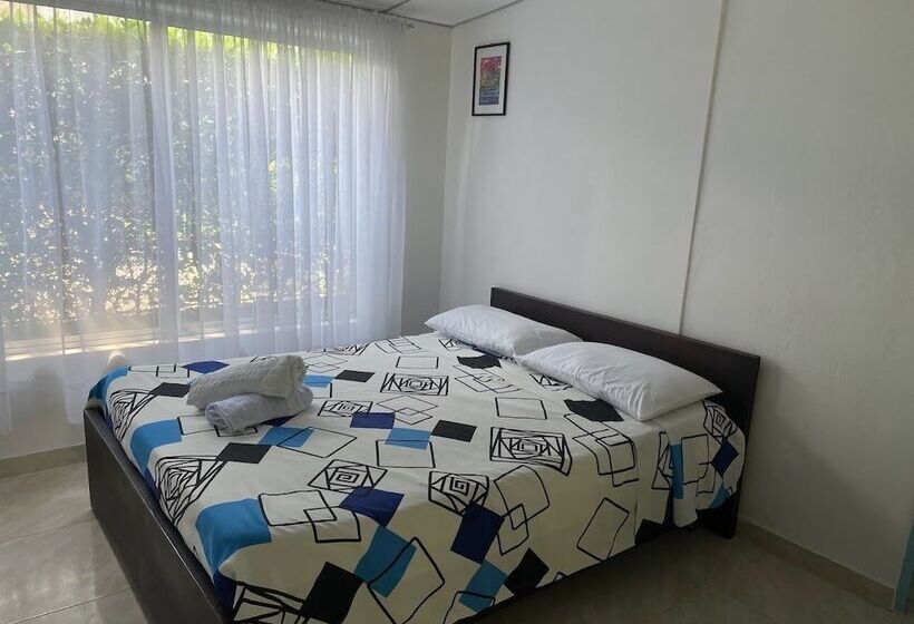 Otel Cune Club De Villeta