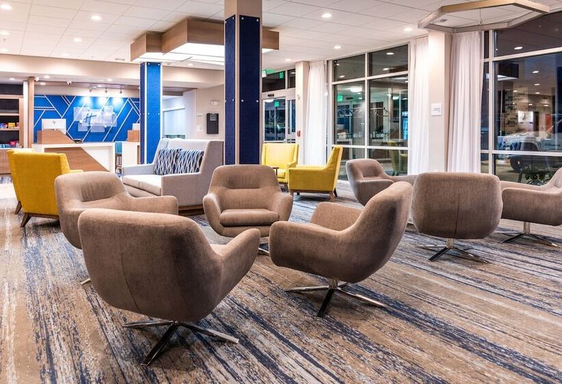 Szálloda Holiday Inn Express & Suites Charlottesville, An Ihg