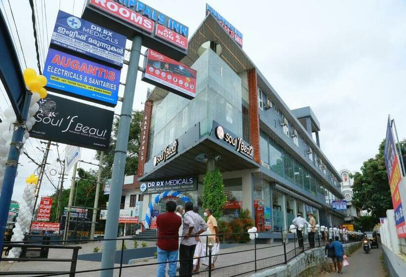 בית מלון כפרי Karippals Inn