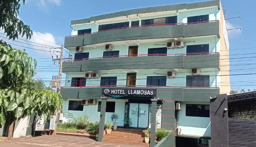 هتل Llamosas