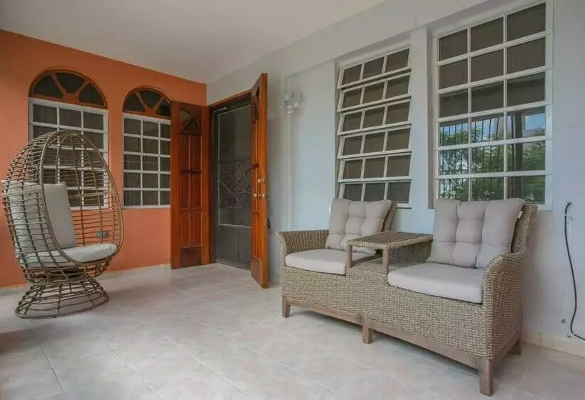 هتل Senderos 2 A 3 Bdr Apt 4 Min From The Beach