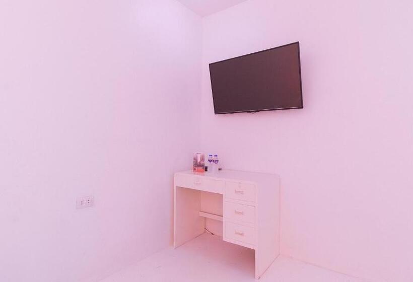 Hotel Reddoorz @ Jolly Orange Paranaque