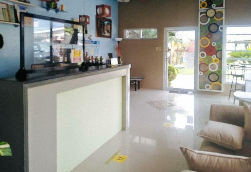 בית מלון כפרי Reddoorz@em Pensiontel Butuan City