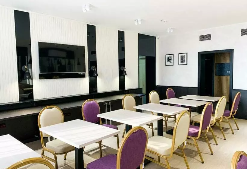 هتل Reikartz Sky Almaty