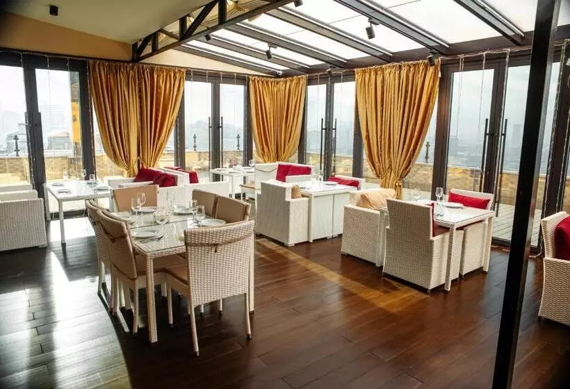 هتل Reikartz Sky Almaty