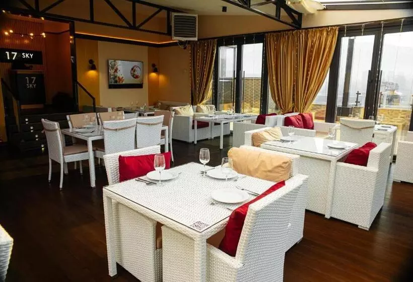 هتل Reikartz Sky Almaty