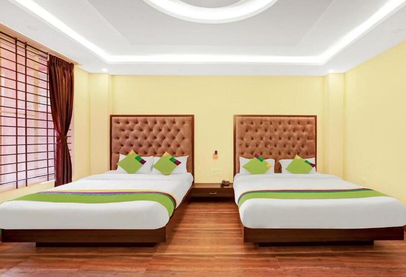 ホテル Treebo Doha King