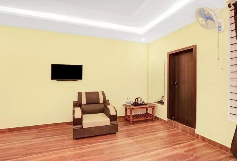 Hotel Treebo Doha King