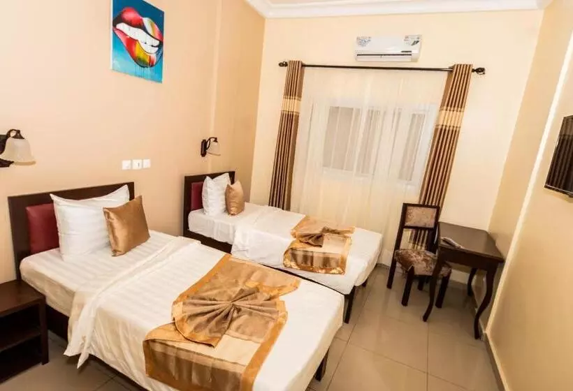 هتل Isis Hôtel