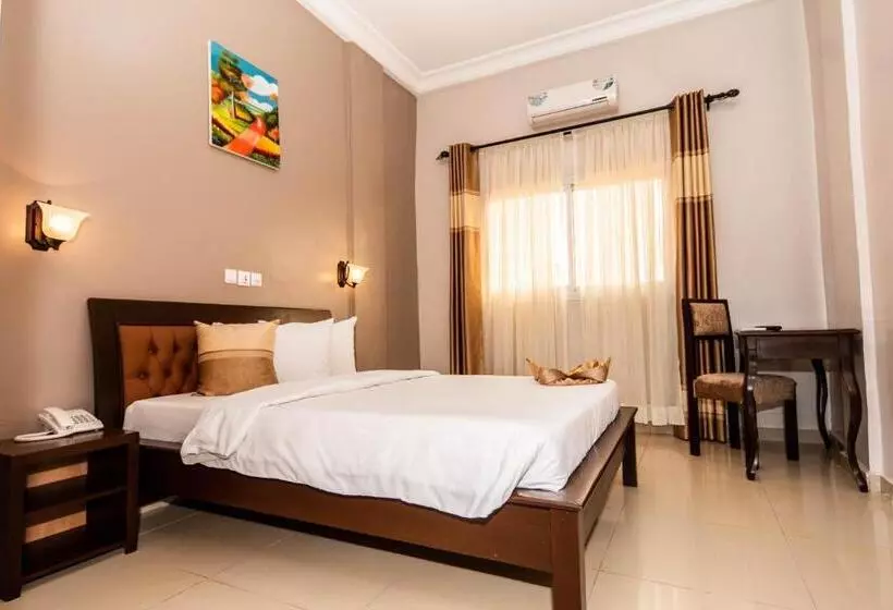 هتل Isis Hôtel