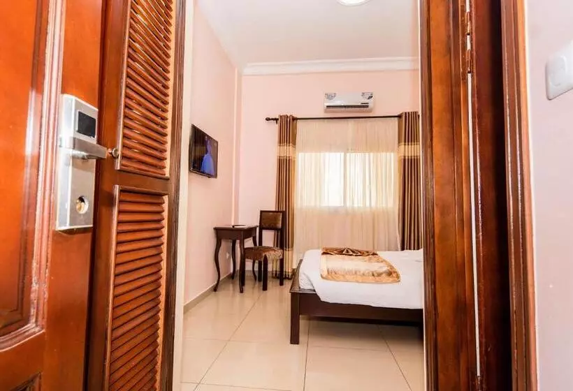 هتل Isis Hôtel