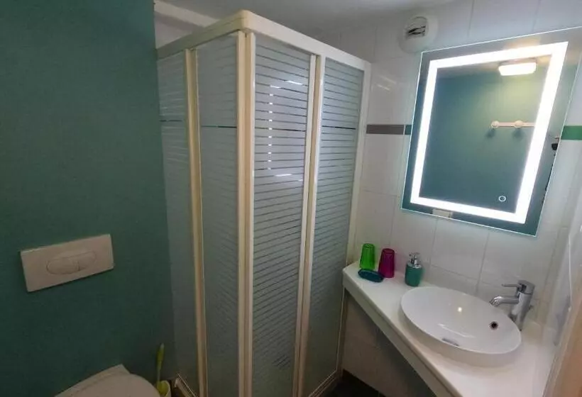 Hotelli La Maison   Hôtel & Gîte