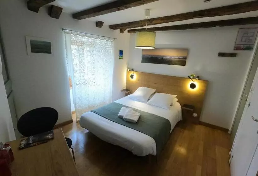 Hotelli La Maison   Hôtel & Gîte