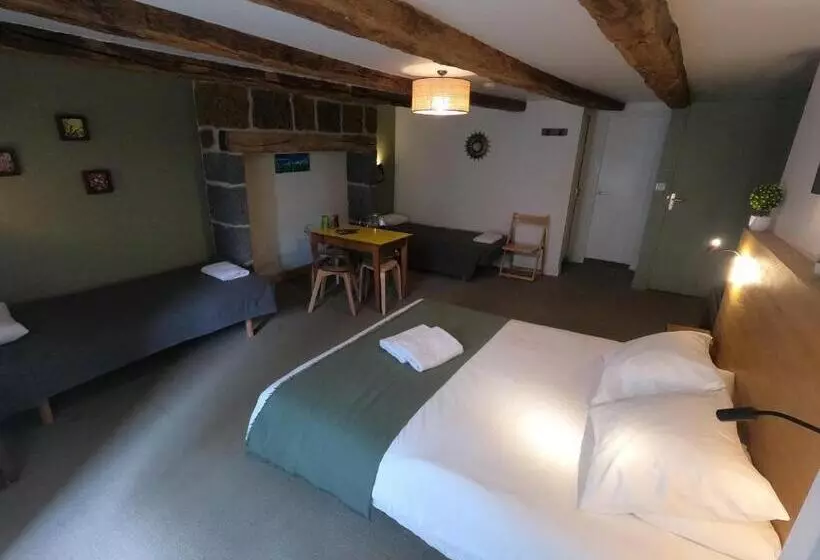 Hotelli La Maison   Hôtel & Gîte