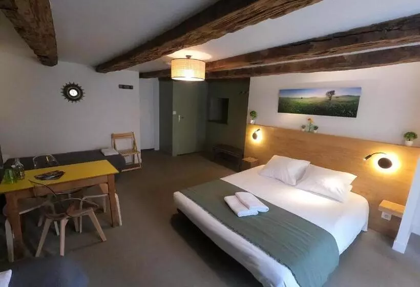 Hotelli La Maison   Hôtel & Gîte