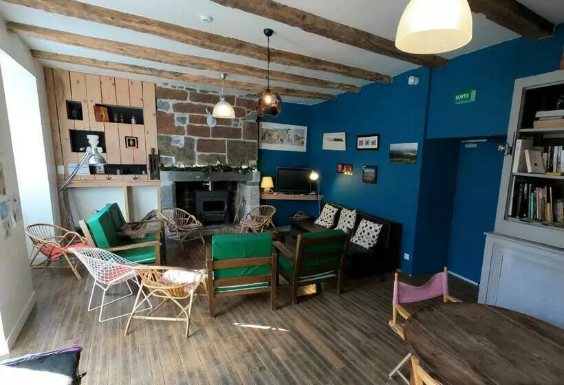 Hotelli La Maison   Hôtel & Gîte