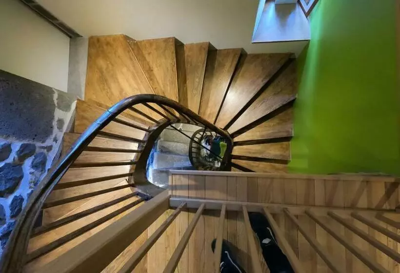 Hotelli La Maison   Hôtel & Gîte