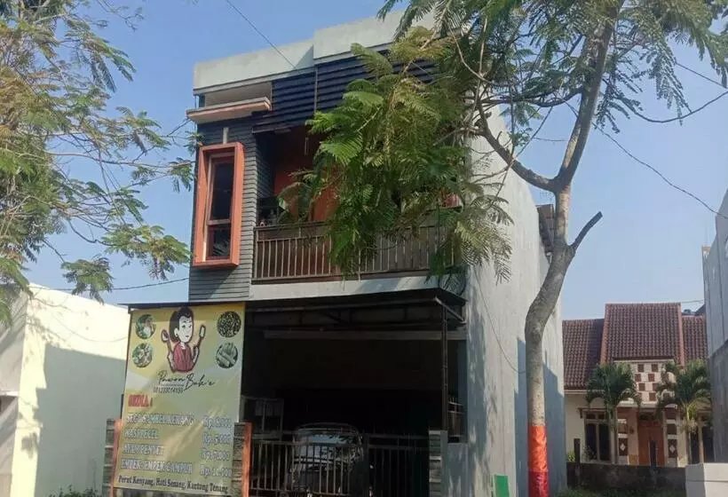 هتل Spot On 90639 Tresno Syariah Homestay