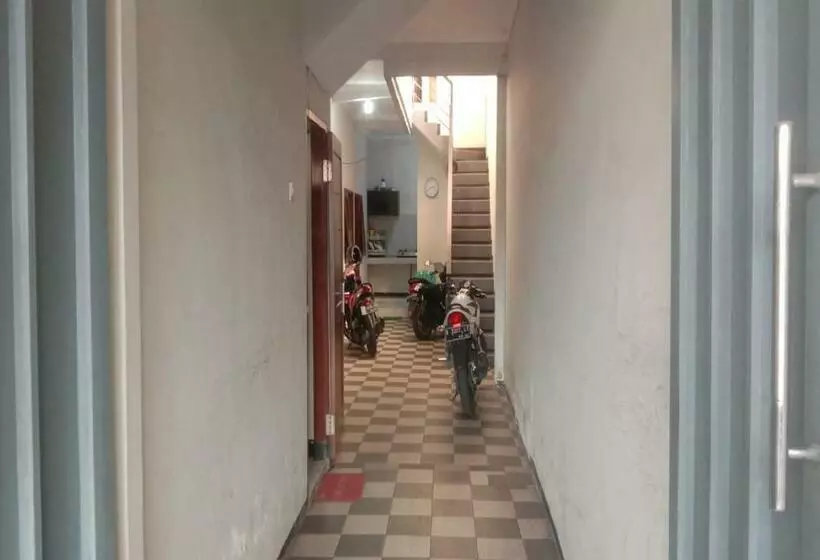 هتل Spot On 90639 Tresno Syariah Homestay