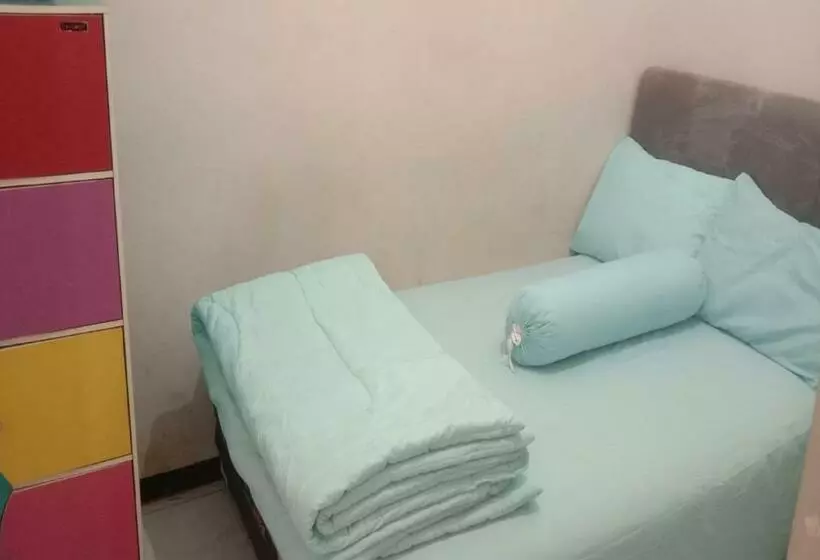 هتل Spot On 90639 Tresno Syariah Homestay