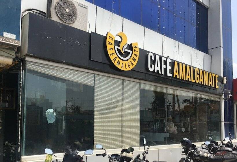 בית מלון כפרי Swathi Residency