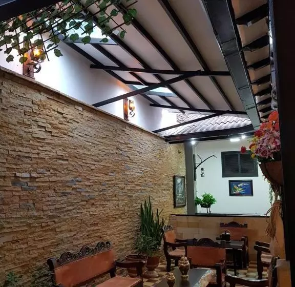 Majatalo Boutique Casa Antigua