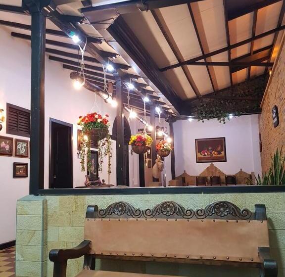 بنسيون Boutique Casa Antigua