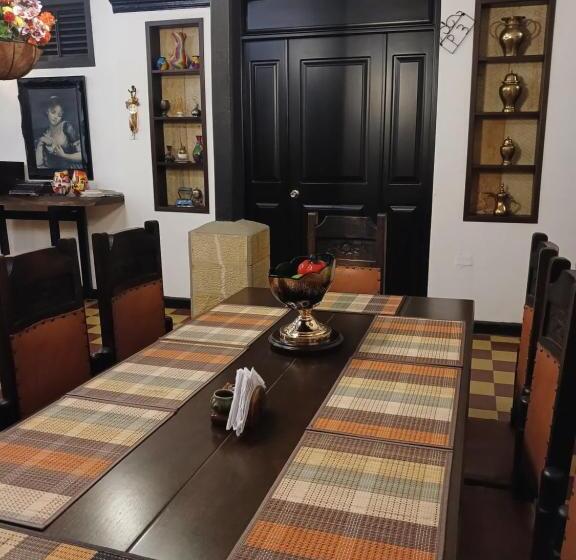 بنسيون Boutique Casa Antigua