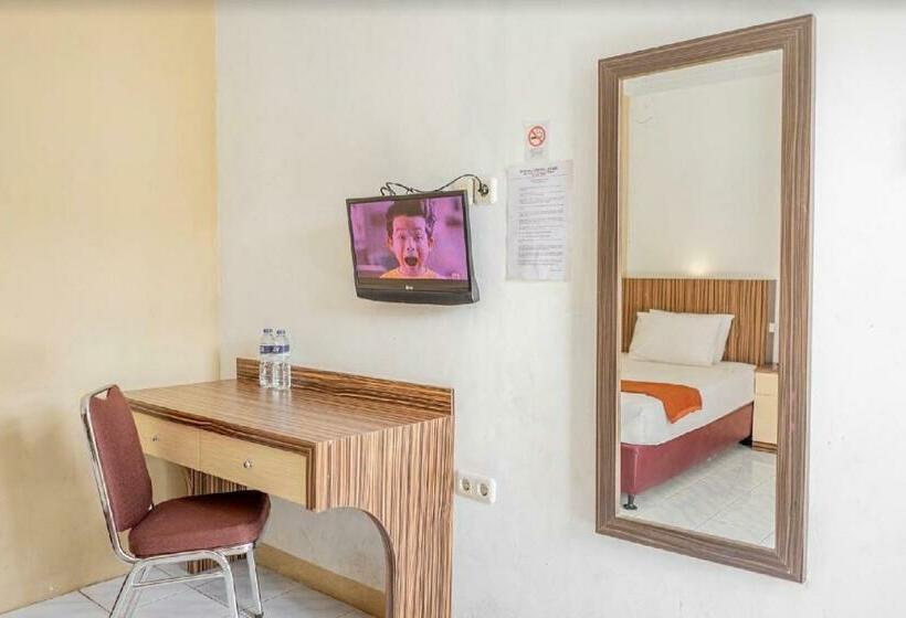 פנסיון Wisma Nirmalasari