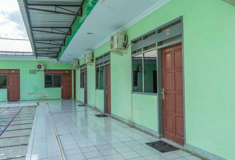 פנסיון Wisma Nirmalasari