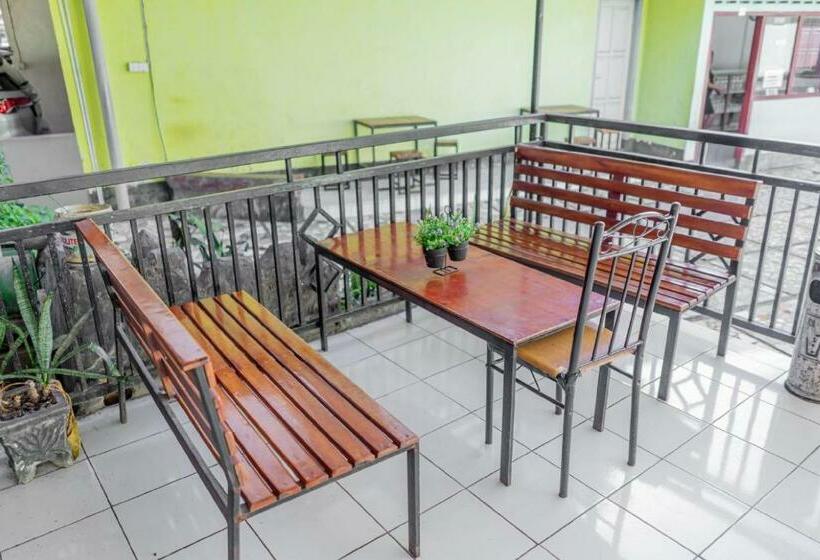 פנסיון Wisma Nirmalasari