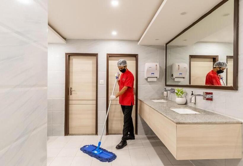 Red Fox By Lemon Tree Hotels, Neelkanth