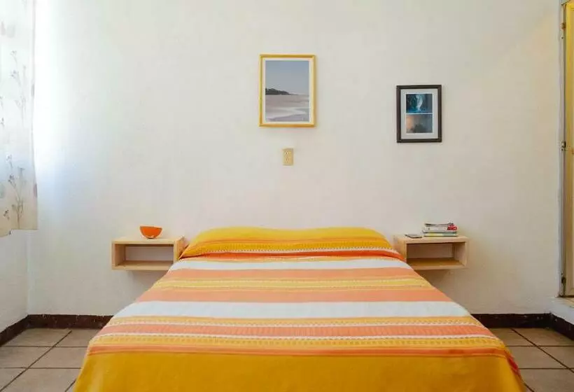 ユースホステル Residencia Artistica