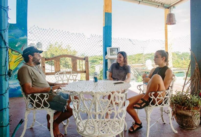 הוסטל Residencia Artistica